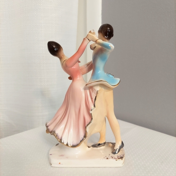 Vyg Dancing Couple Figurine Porcelain Ballroom Flowers Pink Dress Blue Outfit - Picture 4 of 10